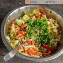 Cabbage and pork salad - quick and very tasty