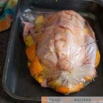 Juicy duck with oranges in French