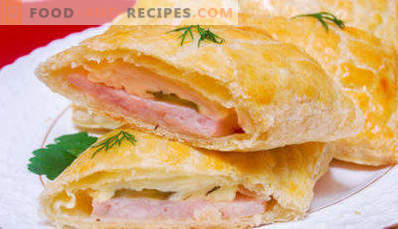 Puffs with ham and cheese